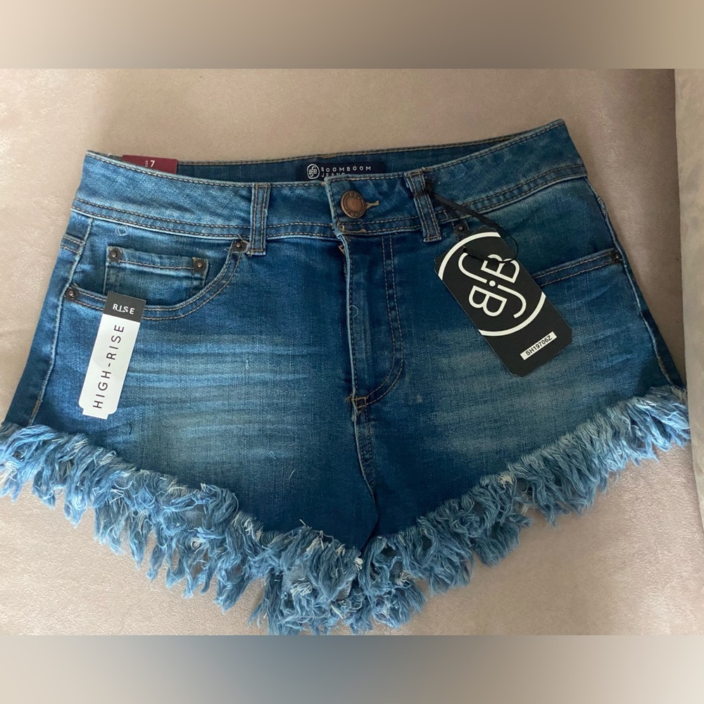 *NWT* BoomBoom Jeans denim cut off shorts, Sz. 7 / 29